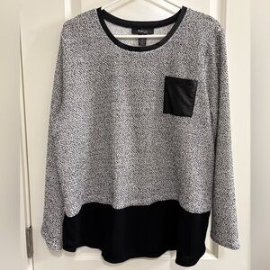 Style & Co. Black and White Knit Top Stylish Faux Leather Pocket